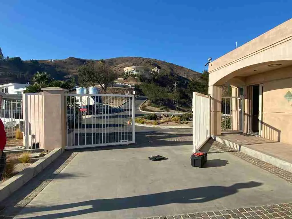 Commercial Gate Repair In Los Angeles, Ca